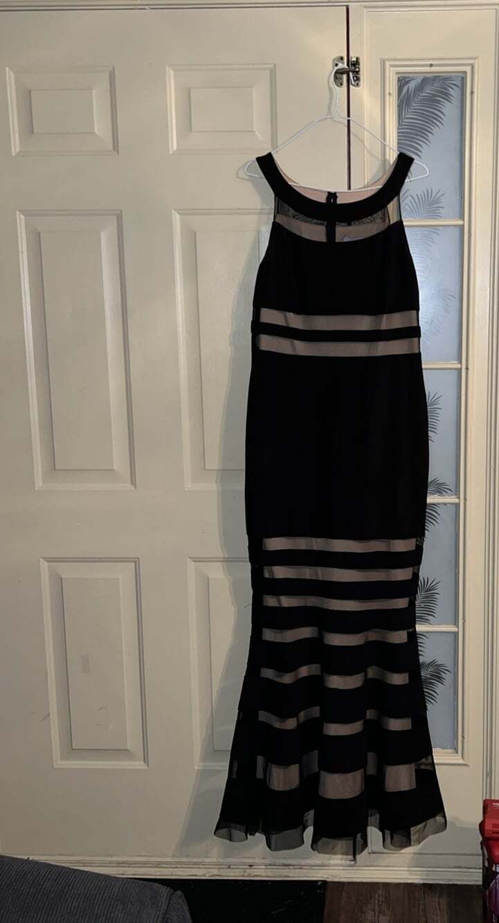 JS Collections Illusion Stripe Mermaid Gown SZ 14 Black Formal Evening Gala